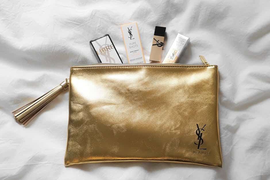 周刊王,眼影,YSL,BOBBI BROWN,RMK,YSL時尚9色眼影盤